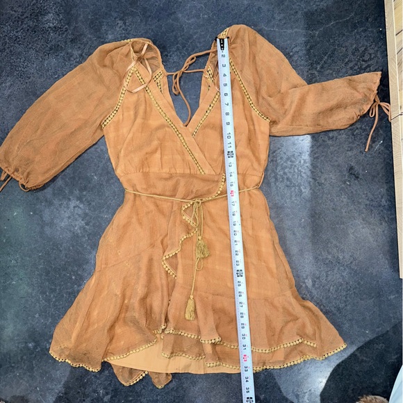 Selfie Leslie Wilde balloon sleeve crochet dress brown tan sundress dress - Picture 10 of 13